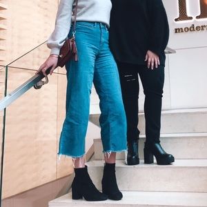 Cropped Wide Leg Jeans